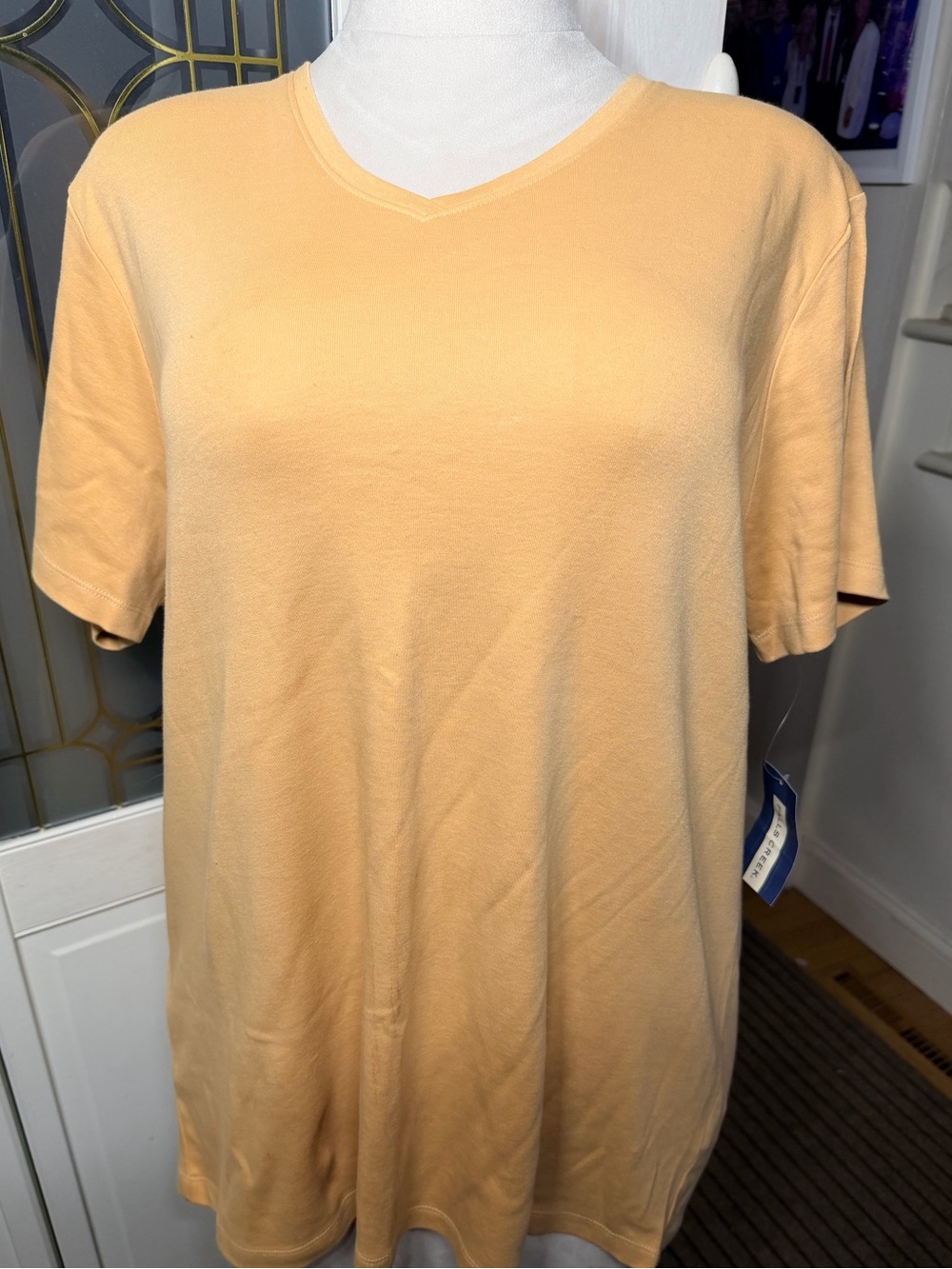 NWT Falls Creek 2X Plus Mustard V Neck Tee 2006 Y2K